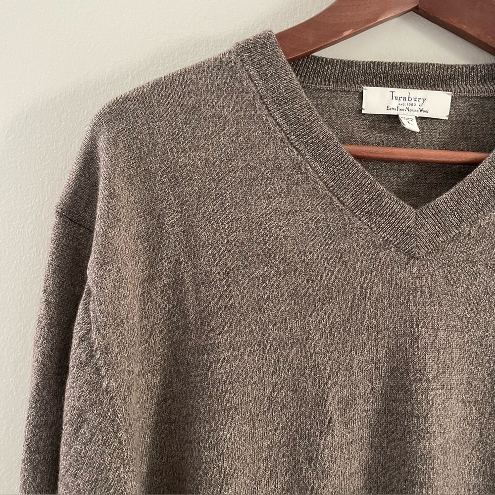 100% Extra Fine Merino Wool Knit Sweater V-Neck Gray Brown Turnbury, L - Picture 2 of 16